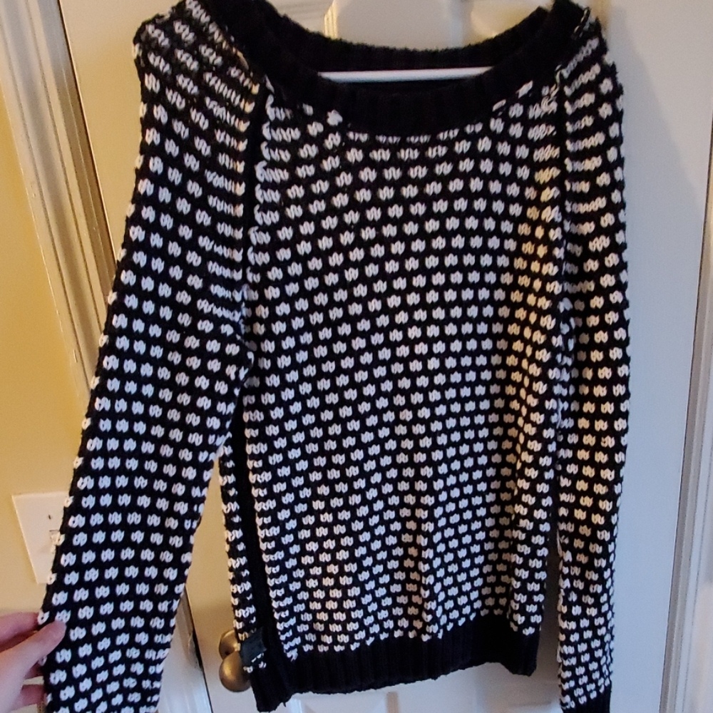 Worthington sweater